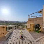 The Dreamy Terrace With Pool And Bbq, In Gozo Appartement *